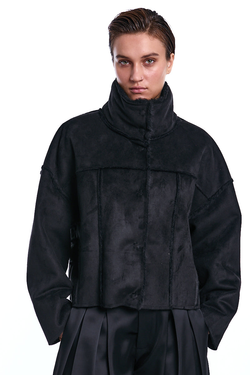 BLACK CROPPED DOUBLE-FACE VEGAN SHEEPSKIN JACKET