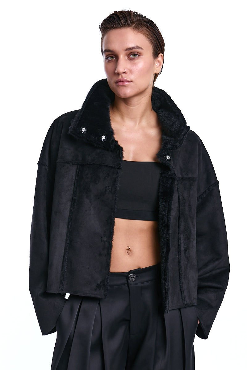 BLACK CROPPED DOUBLE-FACE VEGAN SHEEPSKIN JACKET