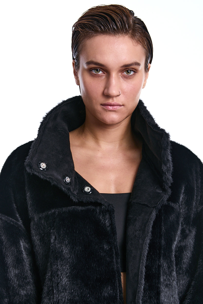 BLACK CROPPED DOUBLE-FACE VEGAN SHEEPSKIN JACKET