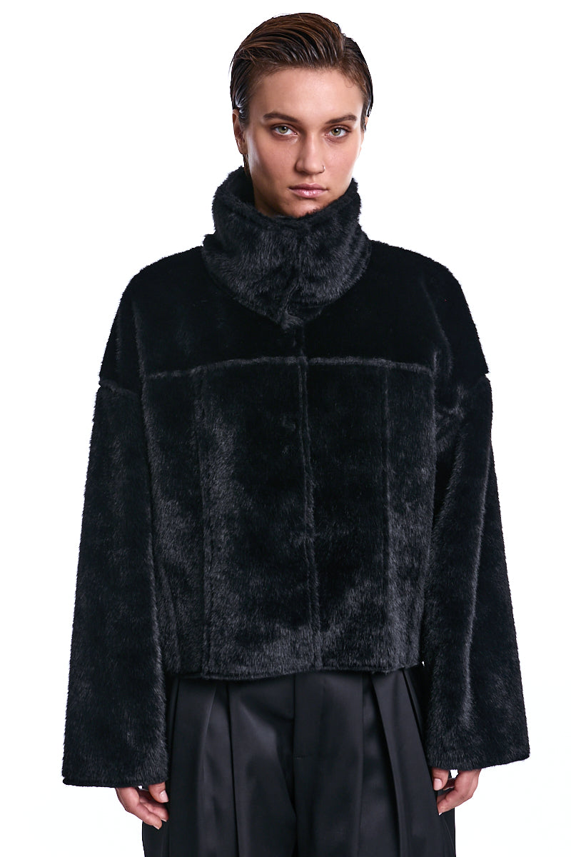 BLACK CROPPED DOUBLE-FACE VEGAN SHEEPSKIN JACKET