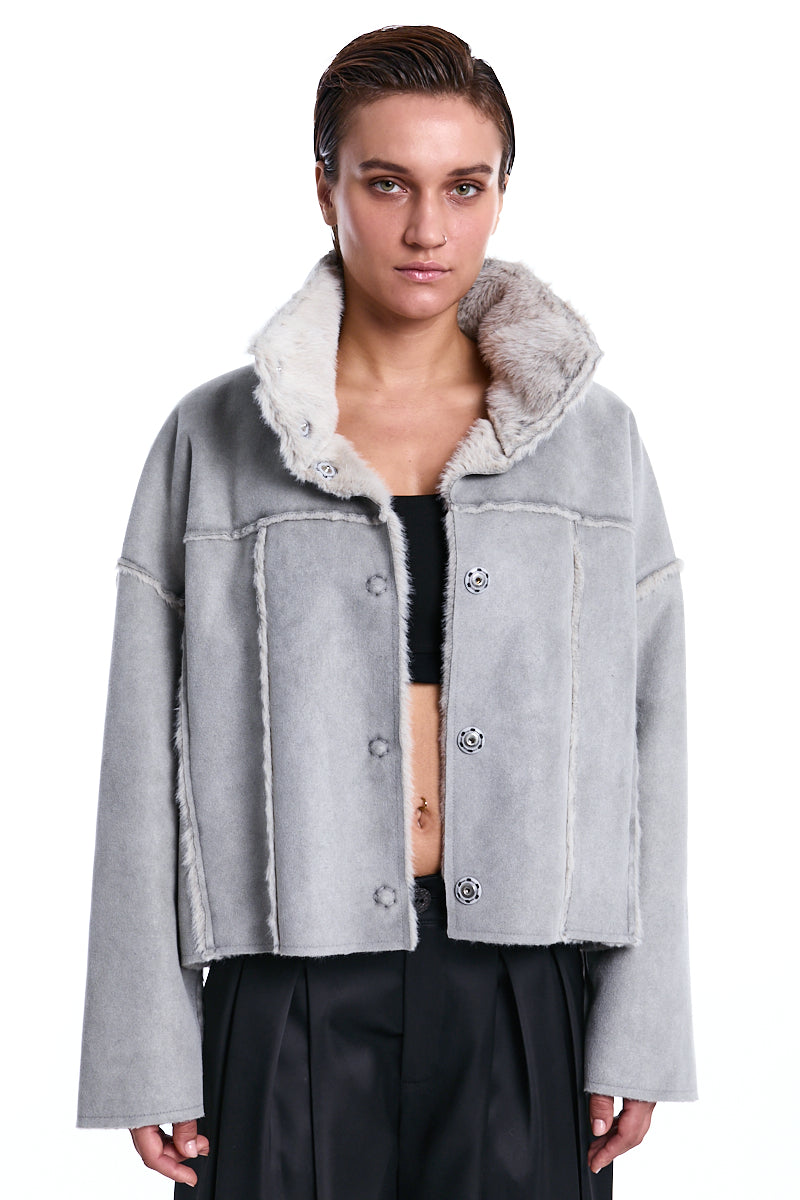 SAND CROPPED DOUBLE-FACE VEGAN SHEEPSKIN JACKET