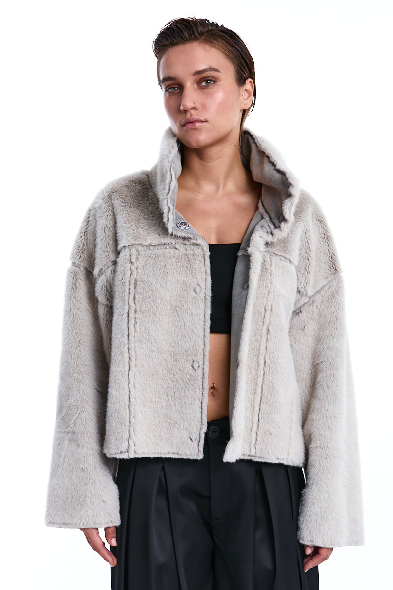 SAND CROPPED DOUBLE-FACE VEGAN SHEEPSKIN JACKET