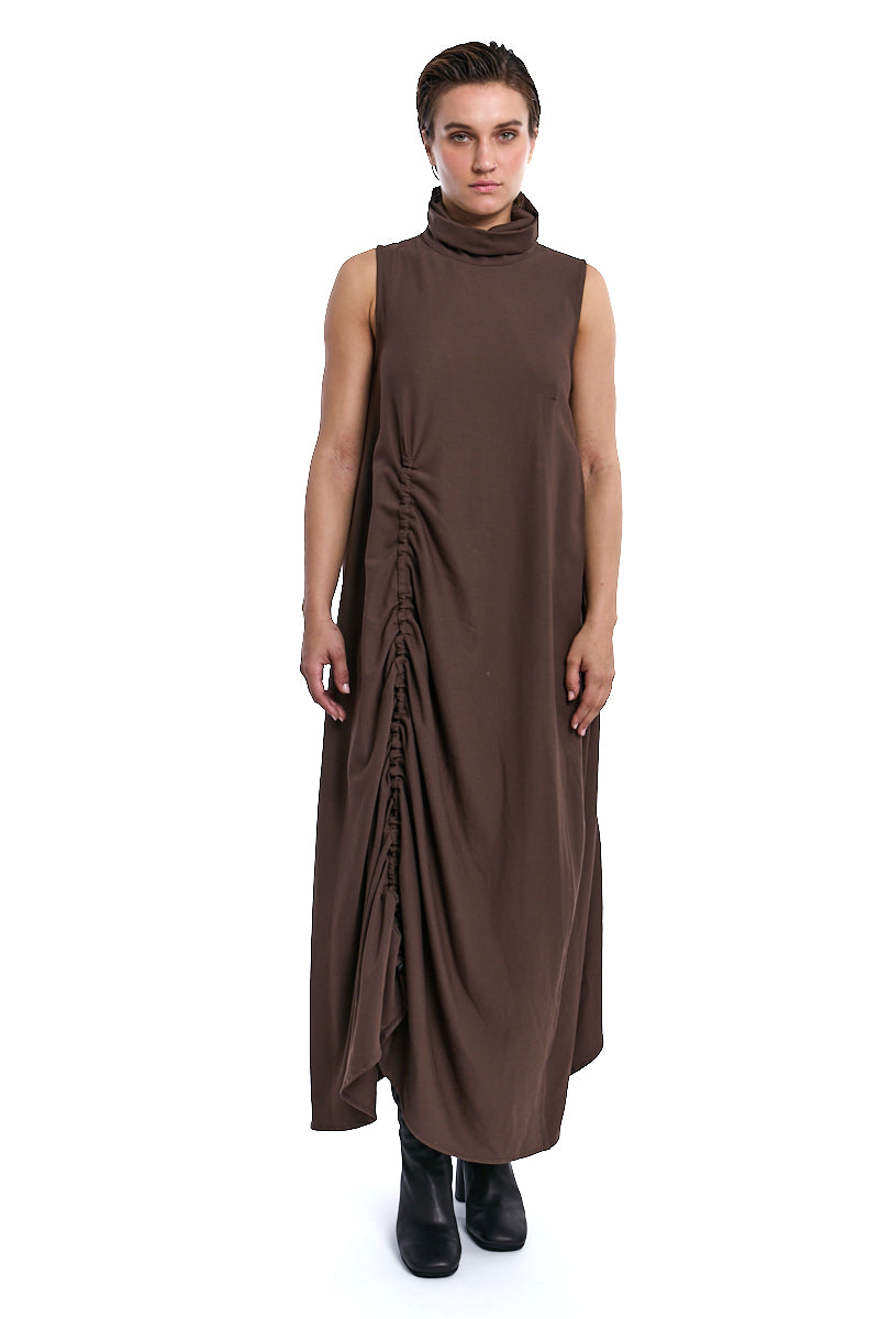 BROWN SLEEVELESS OVERSIZED DRESS