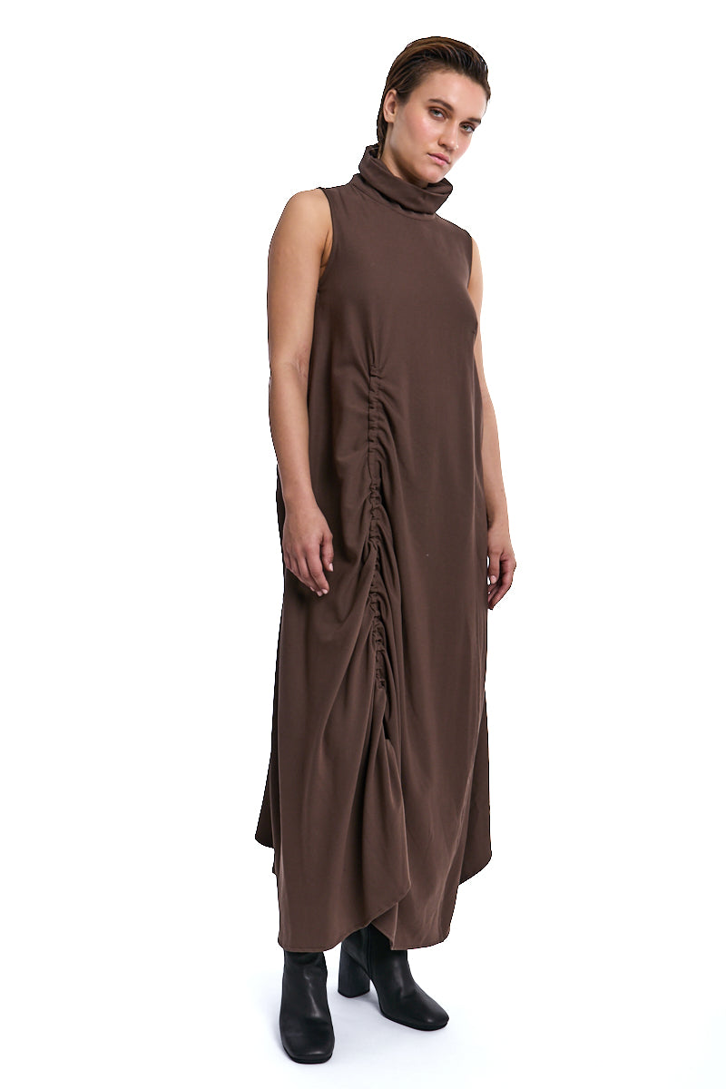BROWN SLEEVELESS OVERSIZED DRESS