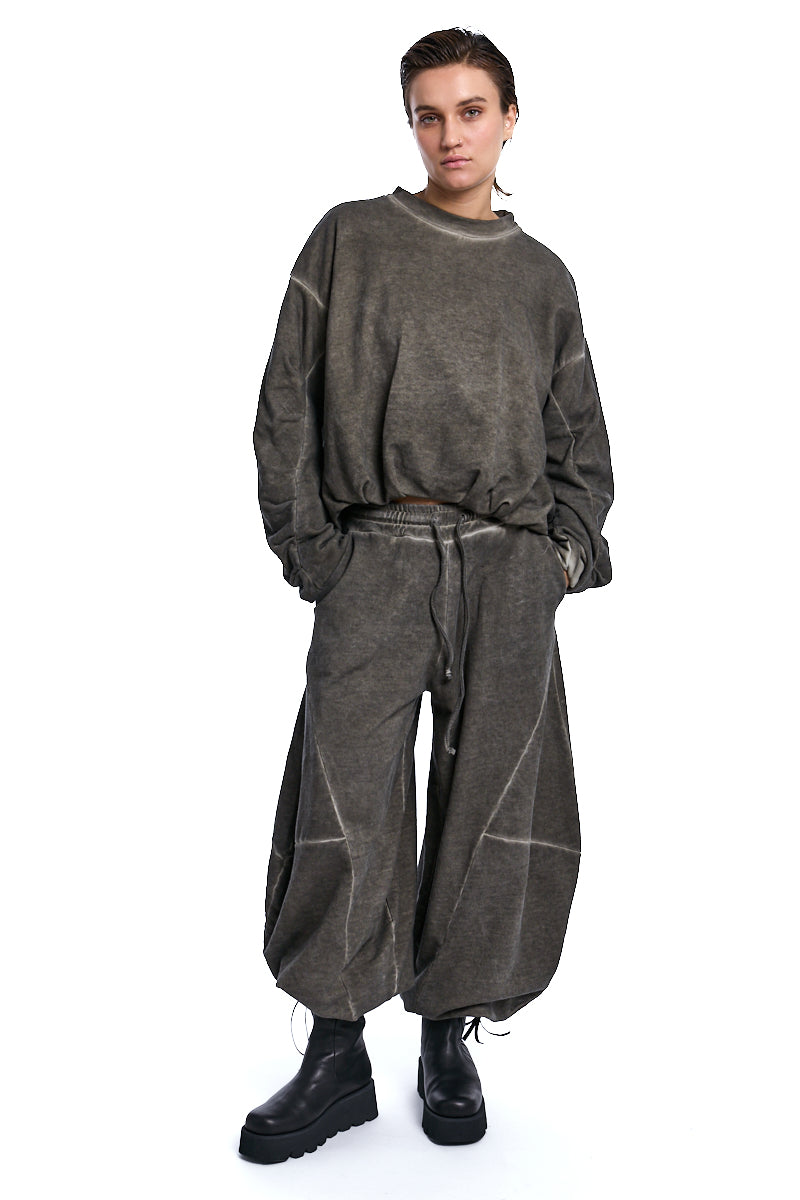 COLD BEIGE DOUBLED OVER CROP FLEECE SWEATER