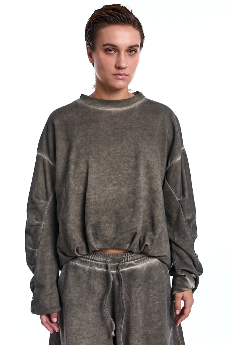 COLD BEIGE DOUBLED OVER CROP FLEECE SWEATER