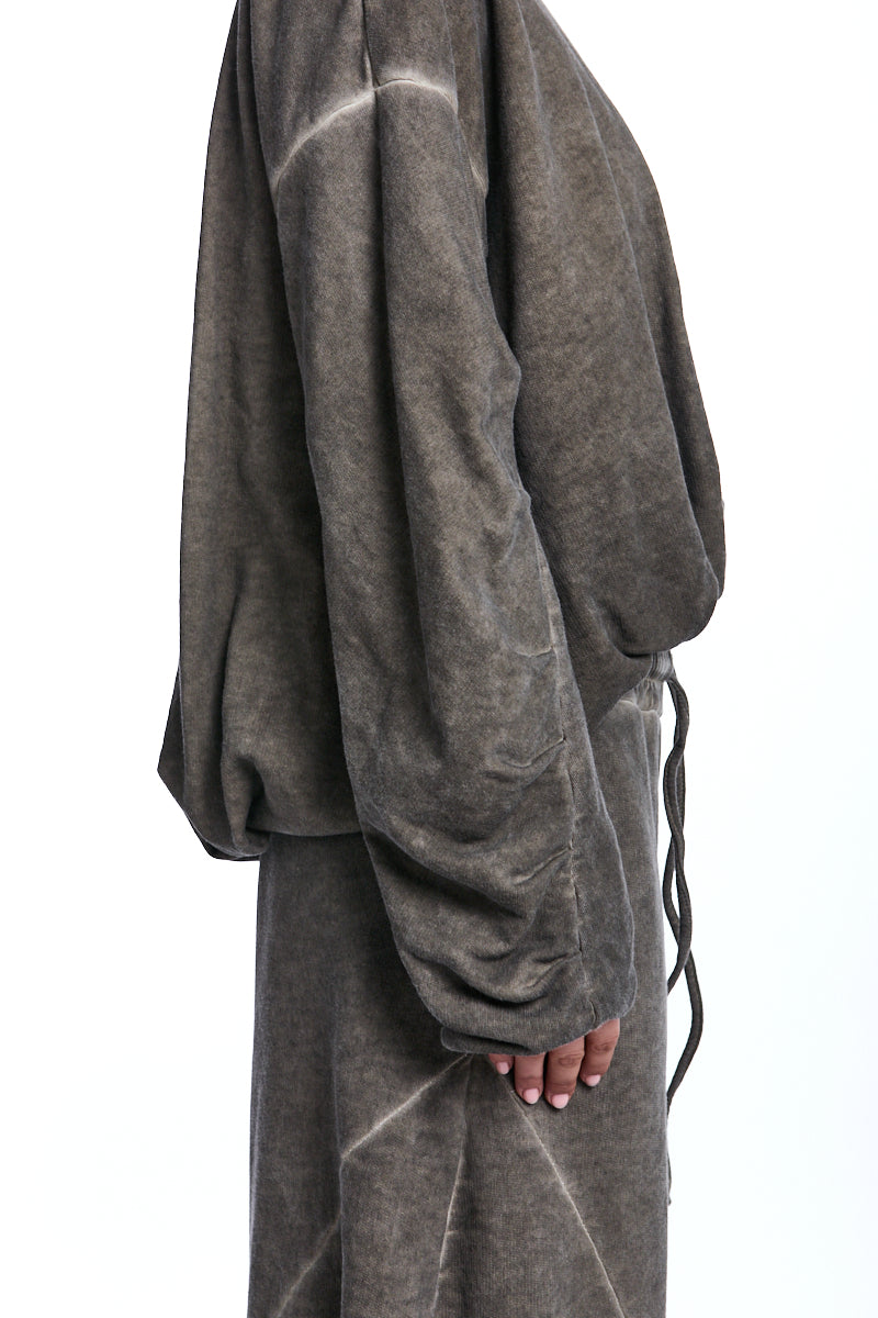 COLD BEIGE DOUBLED OVER CROP FLEECE SWEATER