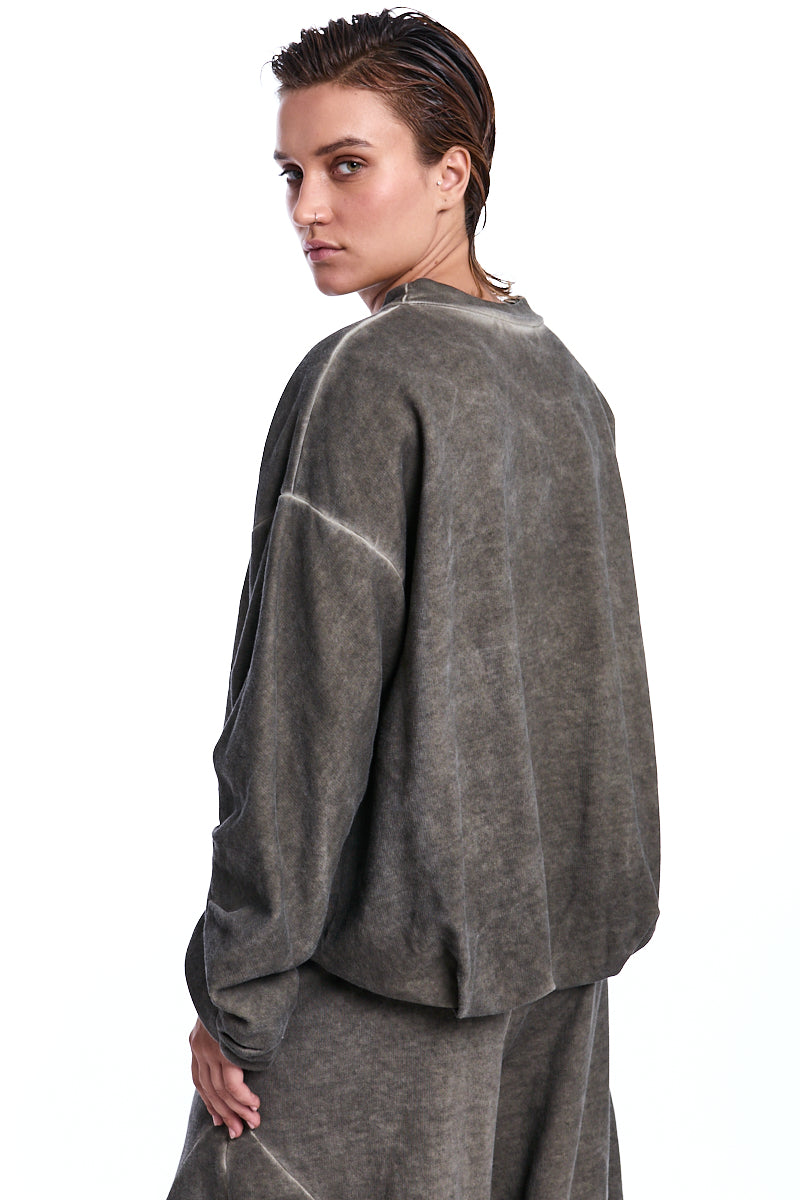 COLD BEIGE DOUBLED OVER CROP FLEECE SWEATER