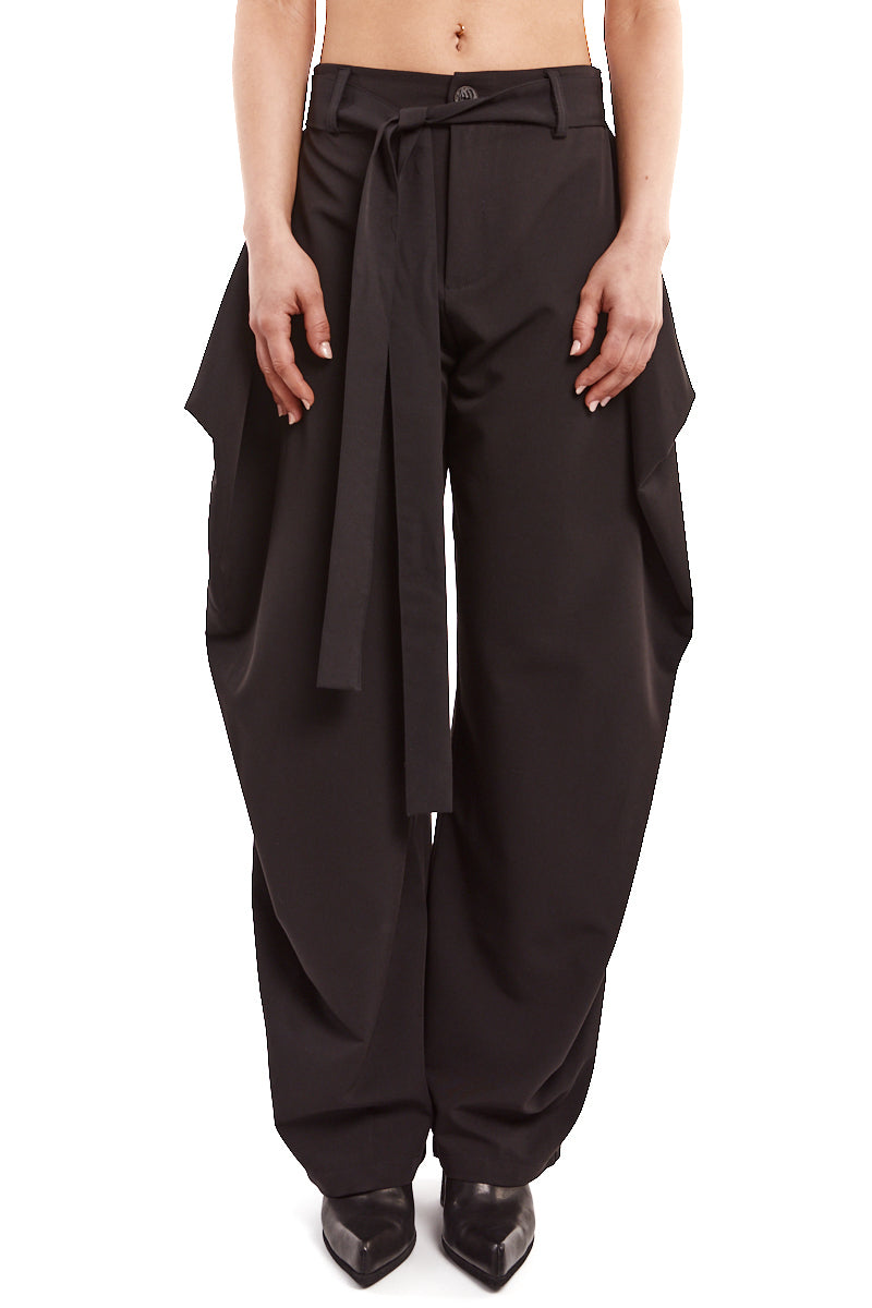 WIDE-LEG FLUID TROUSERS