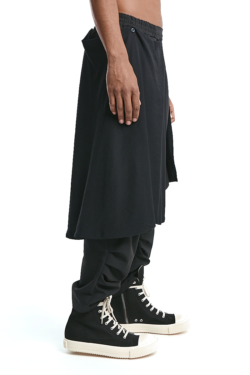 LOW-CROTCH FLUID TROUSERS WITH EMBOSSED LYOCELL PANELS