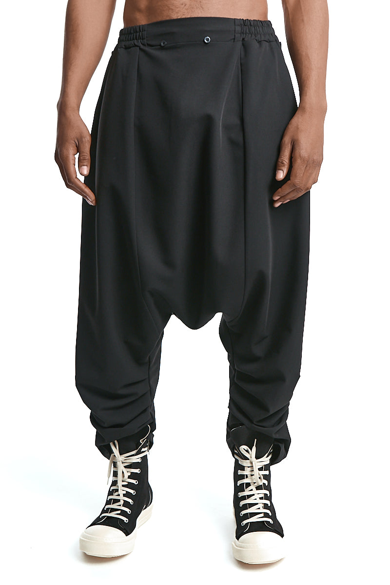 LOW-CROTCH FLUID TROUSERS WITH EMBOSSED LYOCELL PANELS