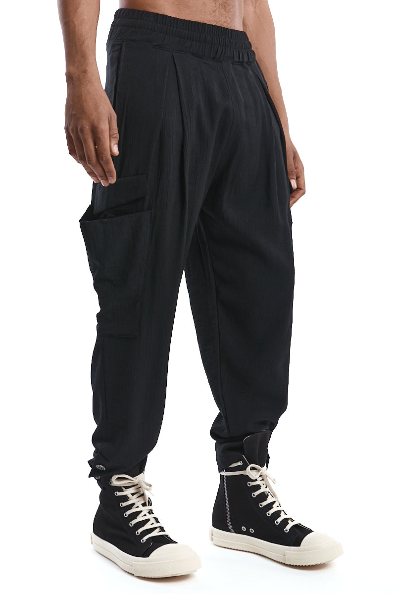 BLACK TEXTURED VISCOSE COMFORT CARGO PANTS
