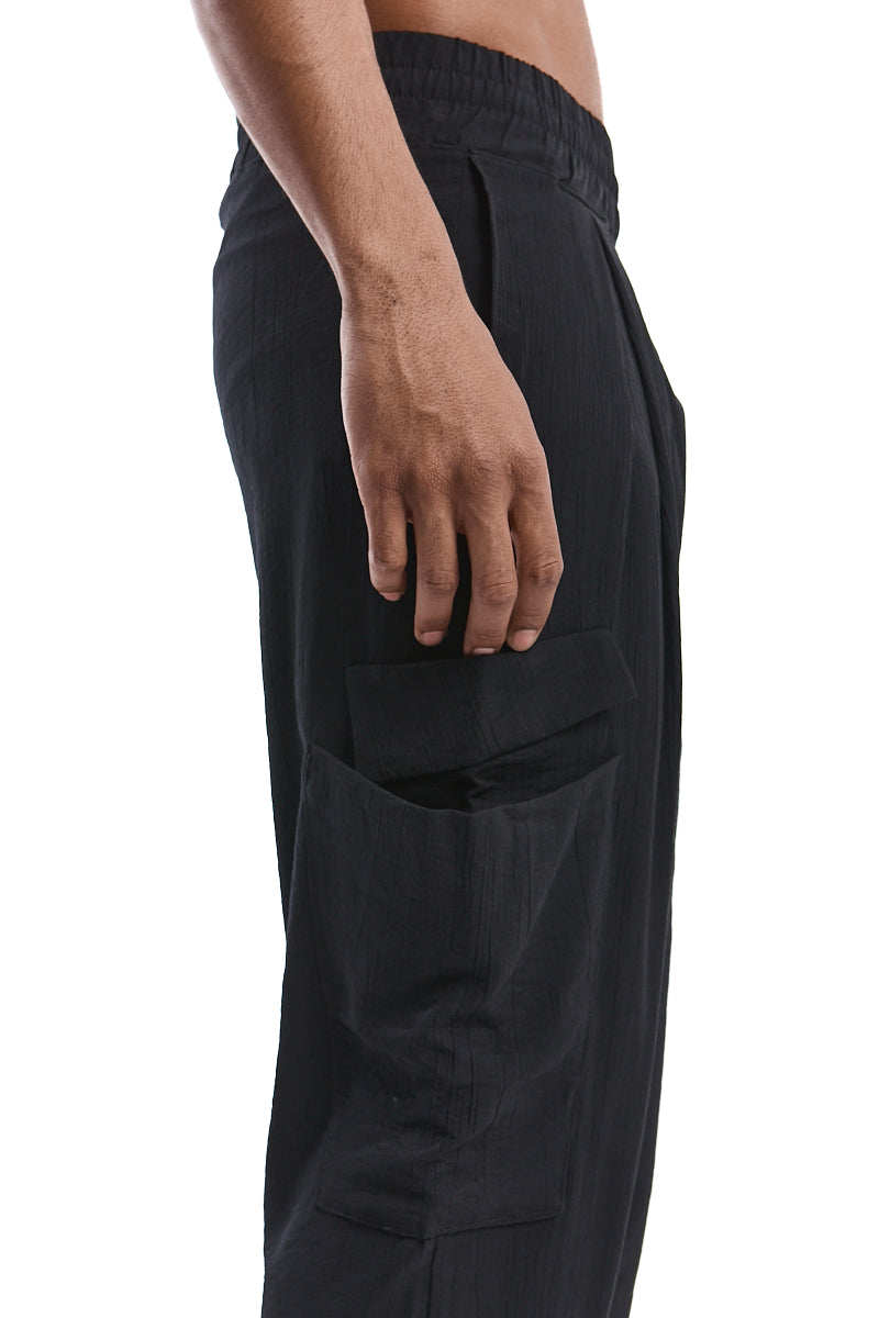 BLACK TEXTURED VISCOSE COMFORT CARGO PANTS