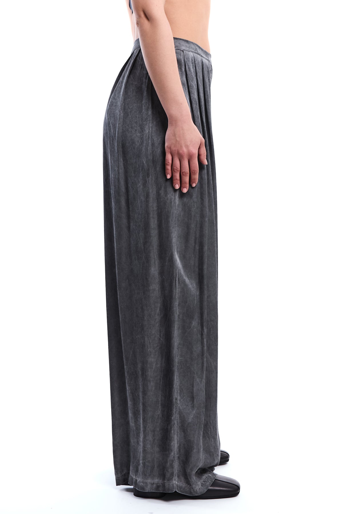 COLD-DYED VISCOSE SATIN PALAZZO TROUSER