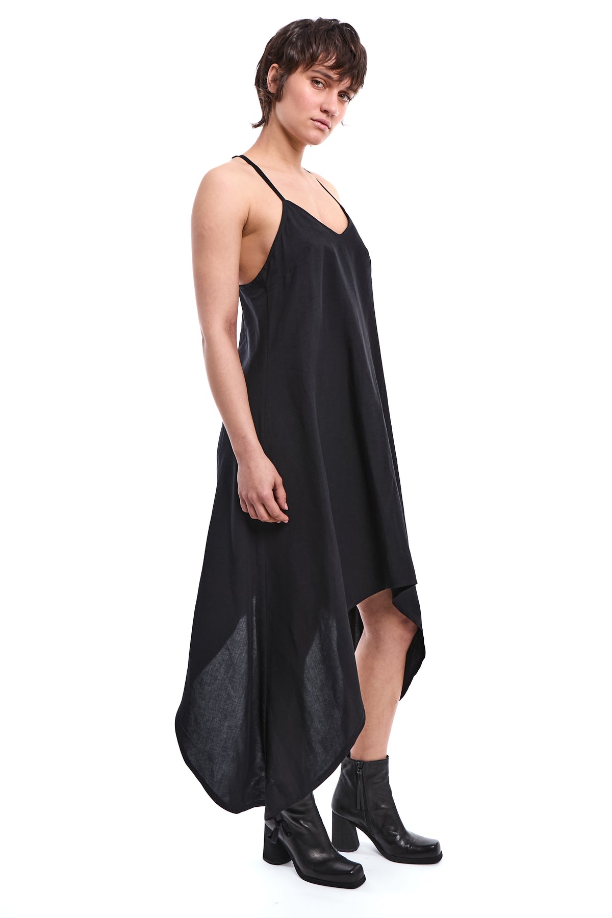 BLACK LONG LINEN-BLEND DRESS