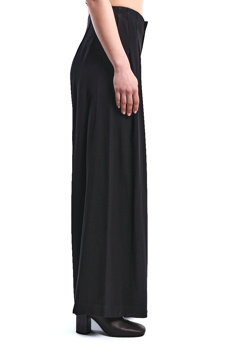 BLACK FLUID VISCOSE PALAZZO TROUSER