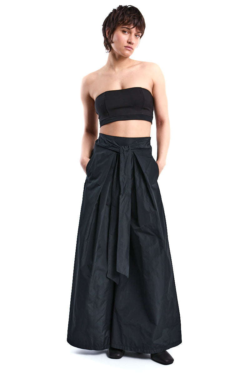 BLACK TAFFETA FLARED PALAZZO PANTS