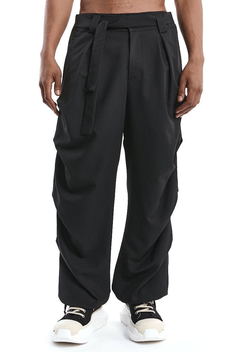 OVERSIZED FLUID-STRETCH TROUSERS
