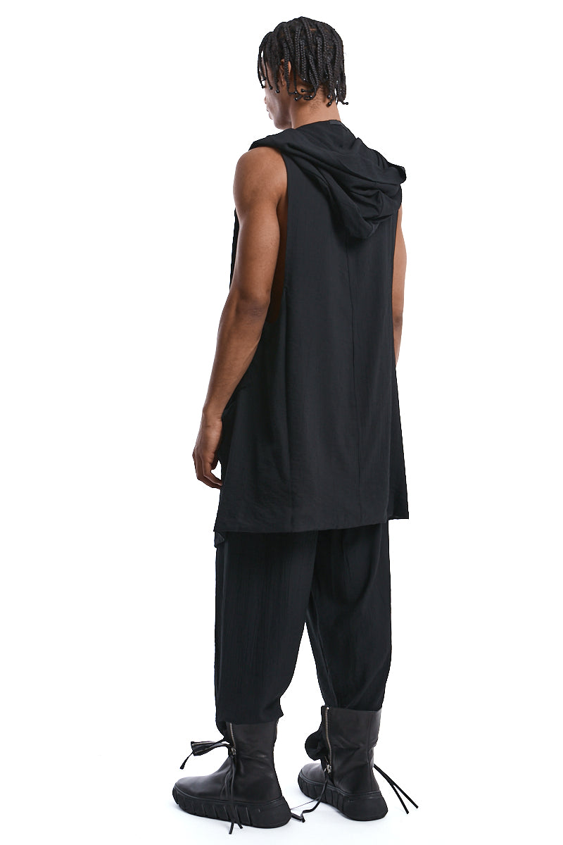 BLACK TEXTURED VISCOSE GILET