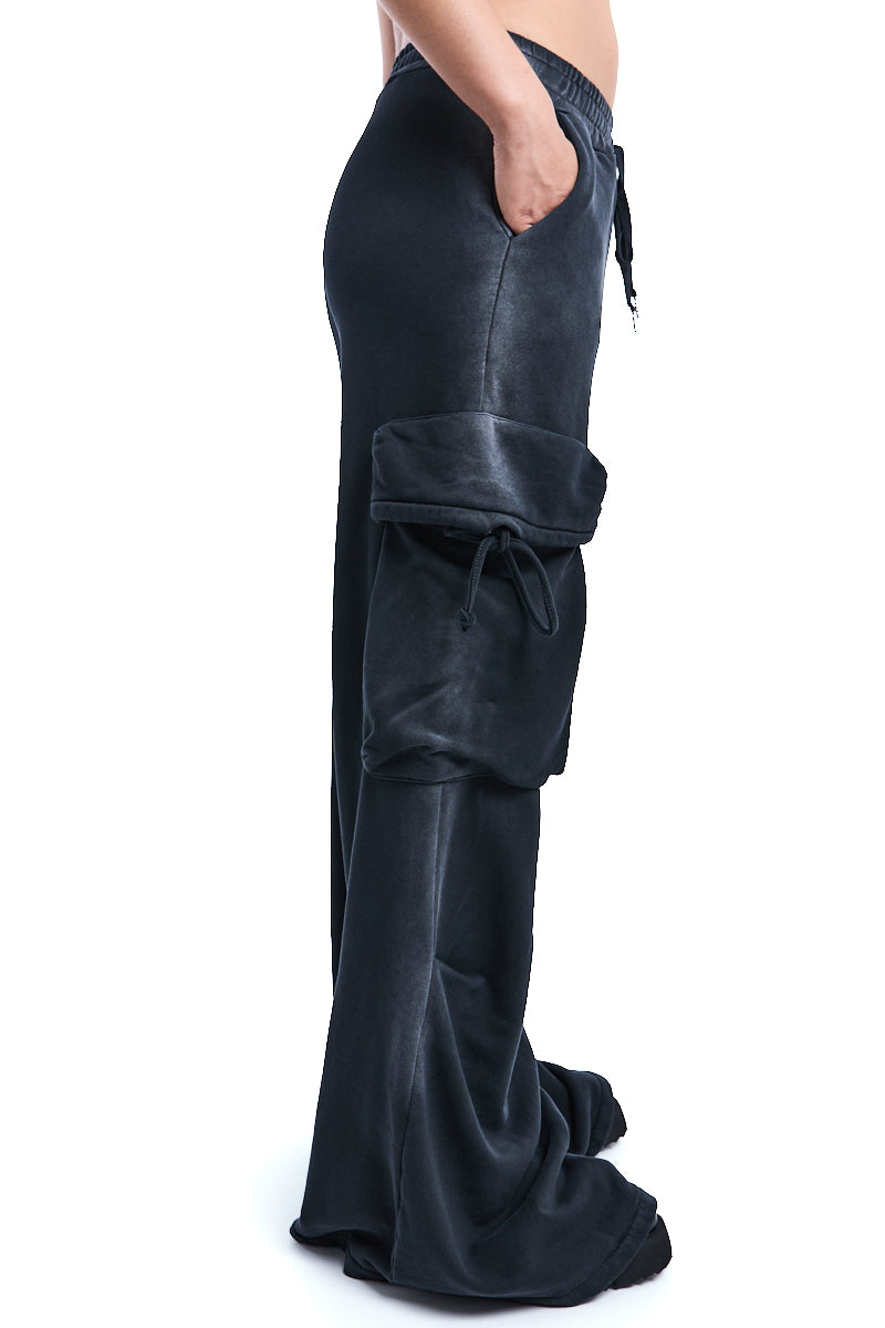 DYED FLEECE CARGO WIDE PANTS