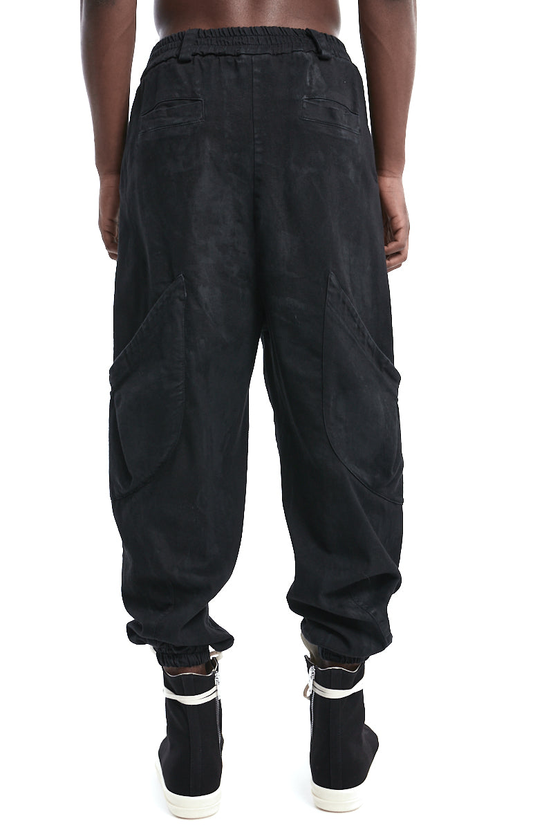 BLACK COATED STRECH OVER PANTS