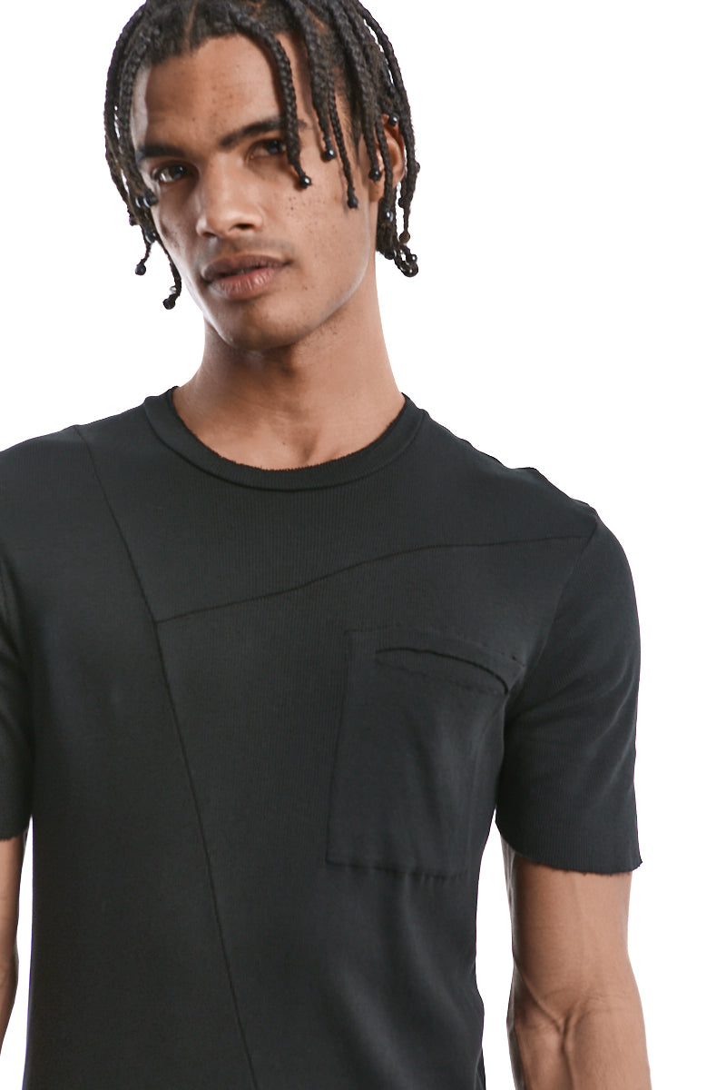 BLACK DIAGONAL POCKET RIB TEE