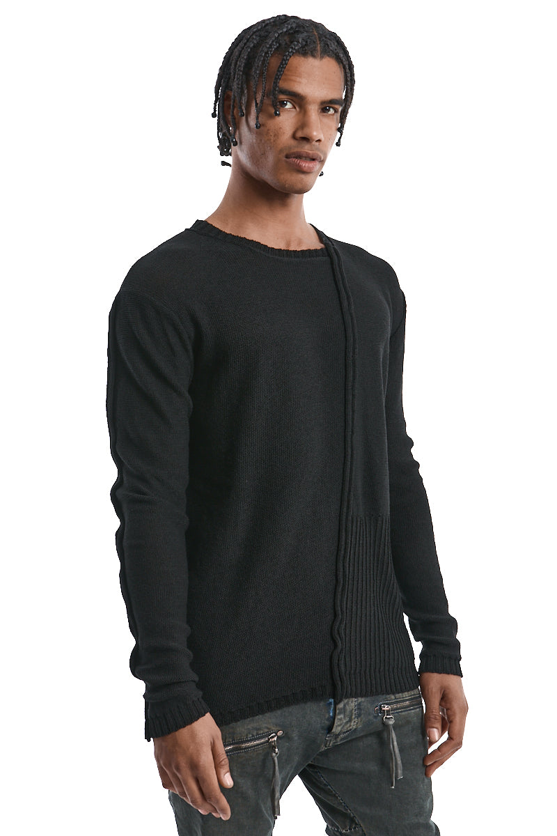 BLACK KNITTED EXTERNAL SEAM TOP