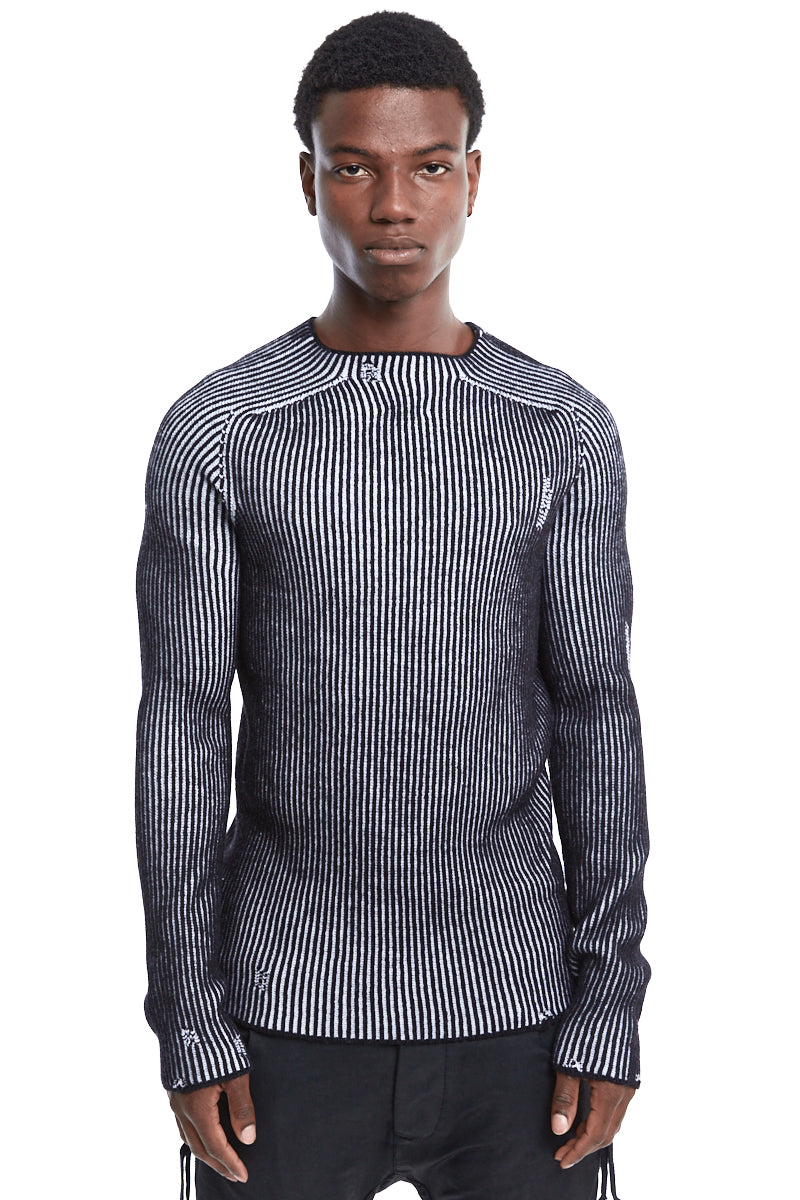 BLACK AND WHITE KNITTED WOOL JERSEY