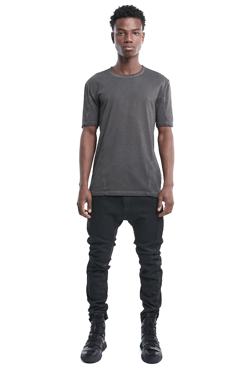 GREY RESIN SCAR STITCH TEE