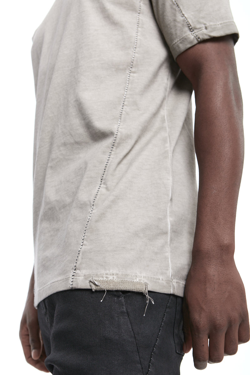 PEARL RESIN SCAR STITCH TEE