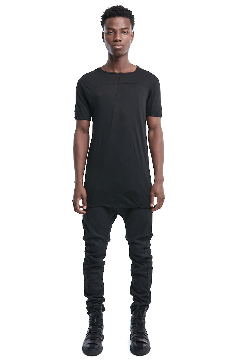 BLACK LIGHTWEIGHT STITCHING TEE