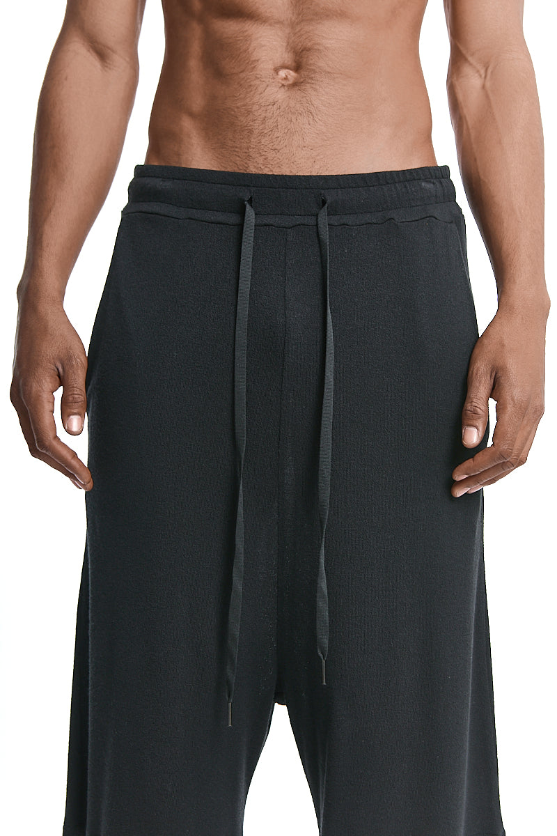 BLACK FLEECE SHORTS
