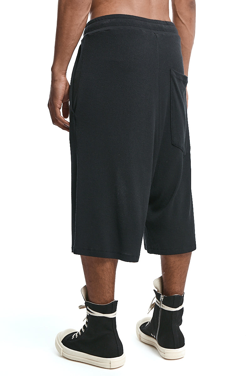 BLACK FLEECE SHORTS
