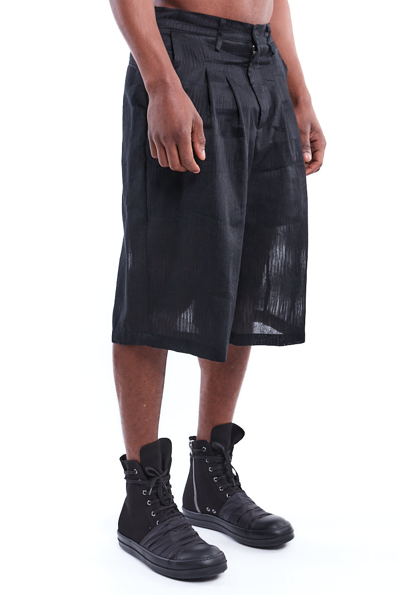 BLACK LINEN PLEATED SHORTS