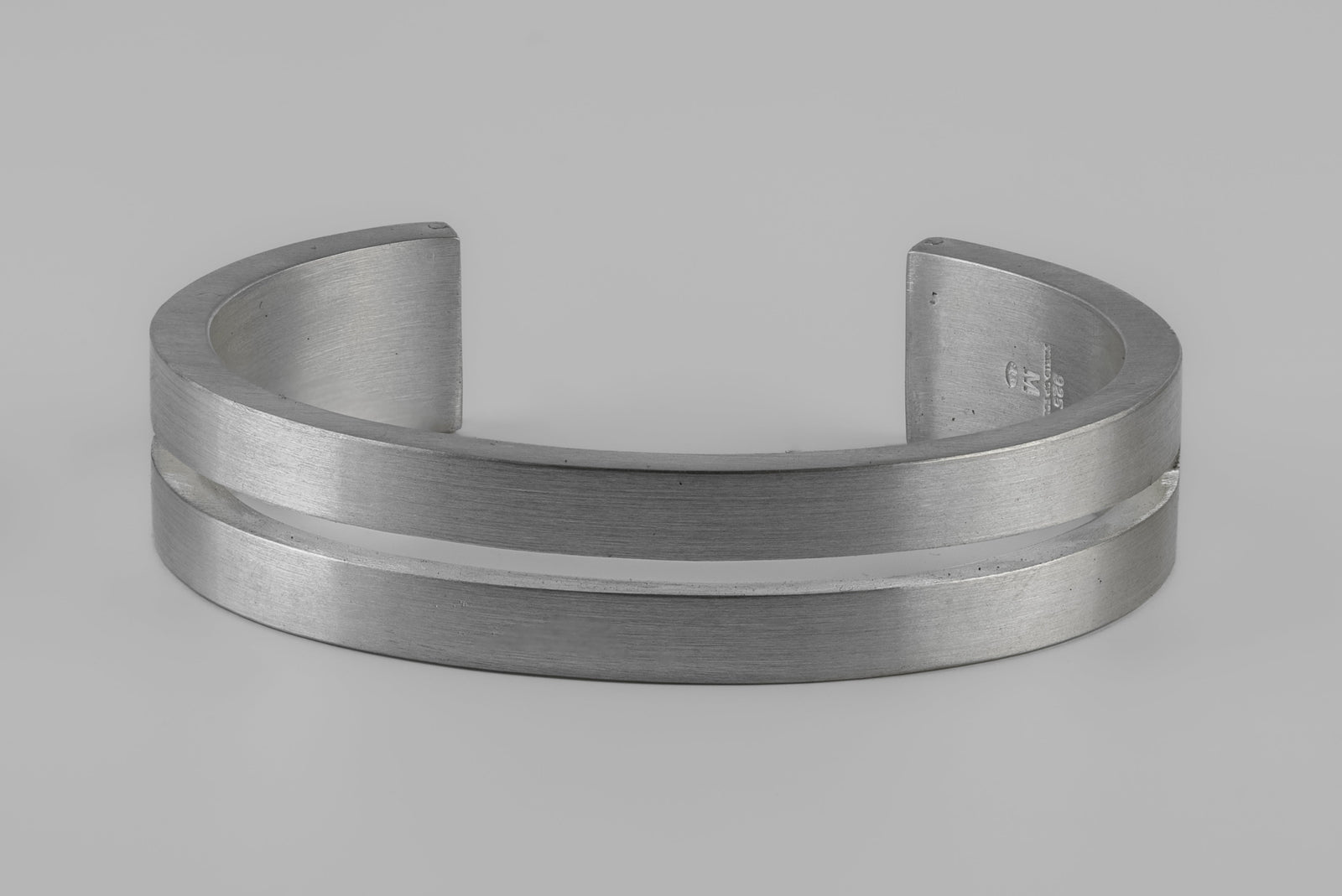 ULTRA REDUCTION SLIT BRACELET (15mm, MA)