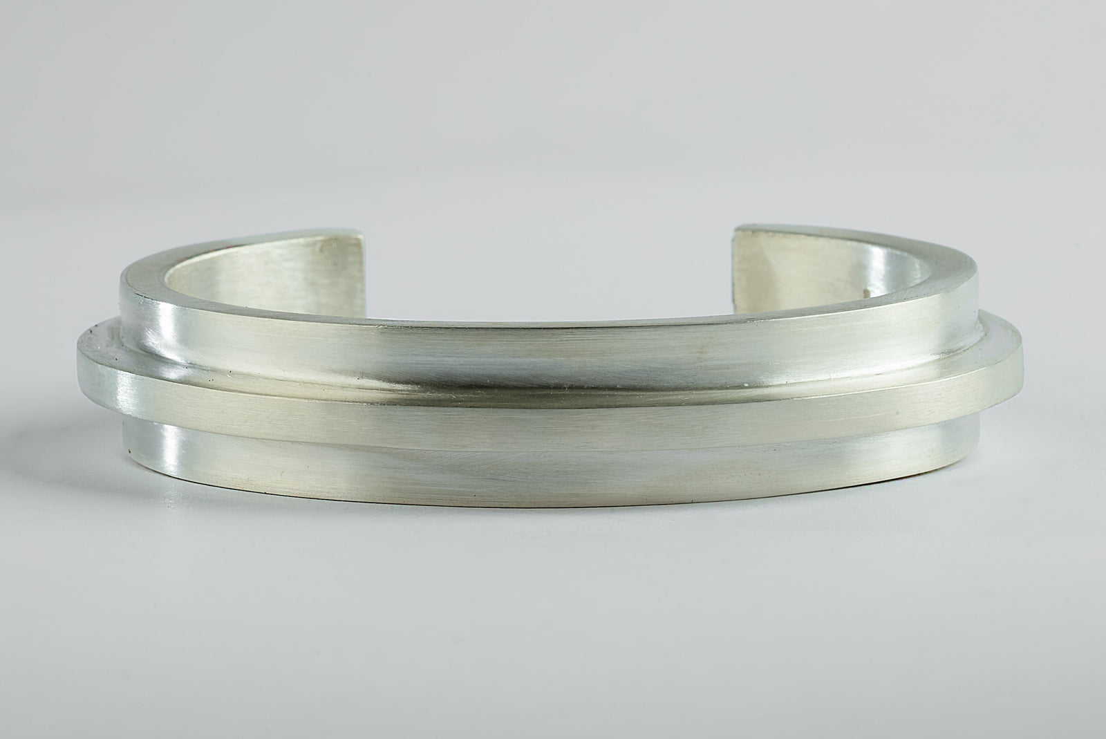 Ultra Reduction Ridge Bracelet (15mm, MA)