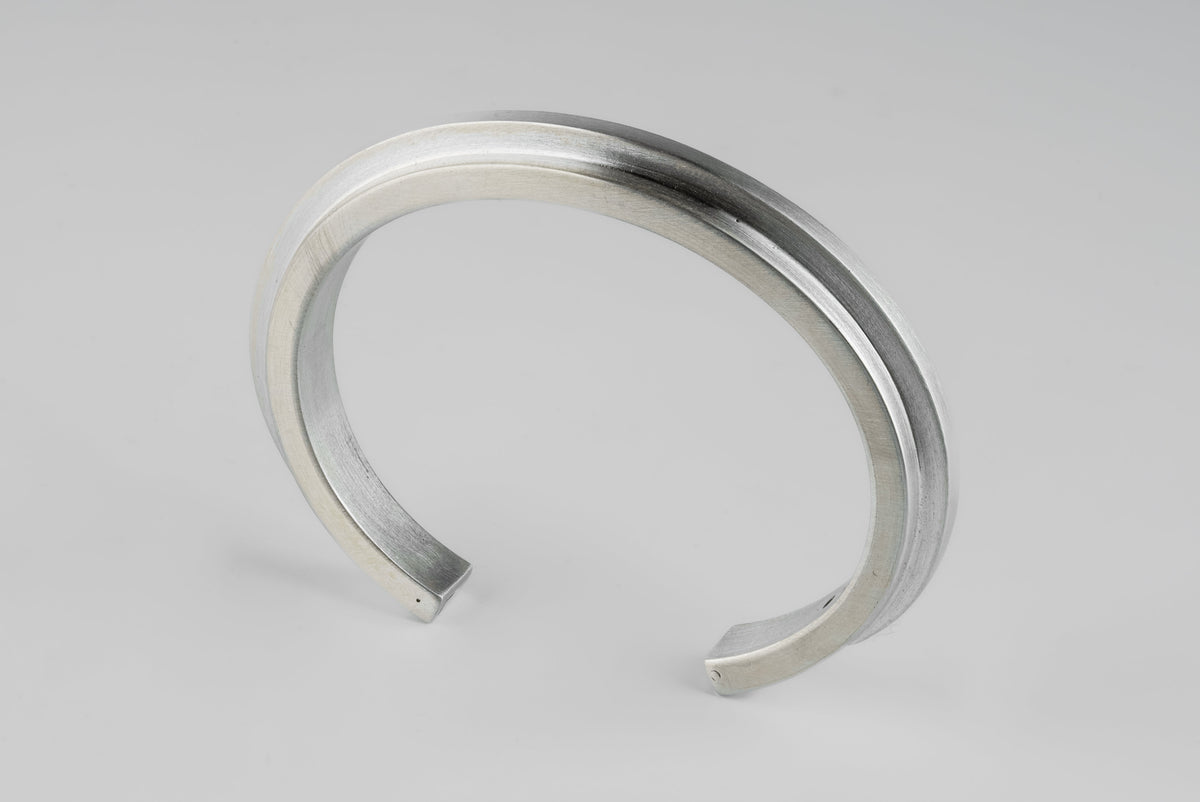 Ultra Reduction Ridge Bracelet (7mm, MA)