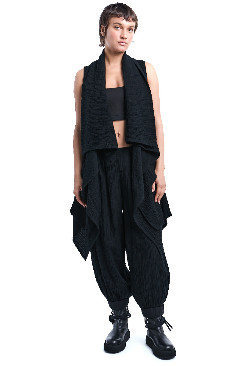 BLACK CRINKLED SOFT GILET