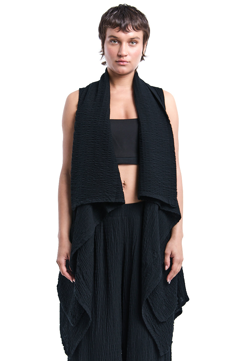BLACK CRINKLED SOFT GILET