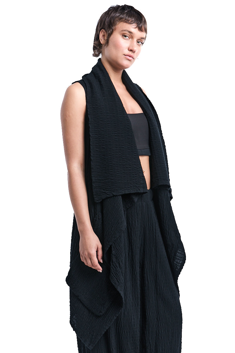 BLACK CRINKLED SOFT GILET