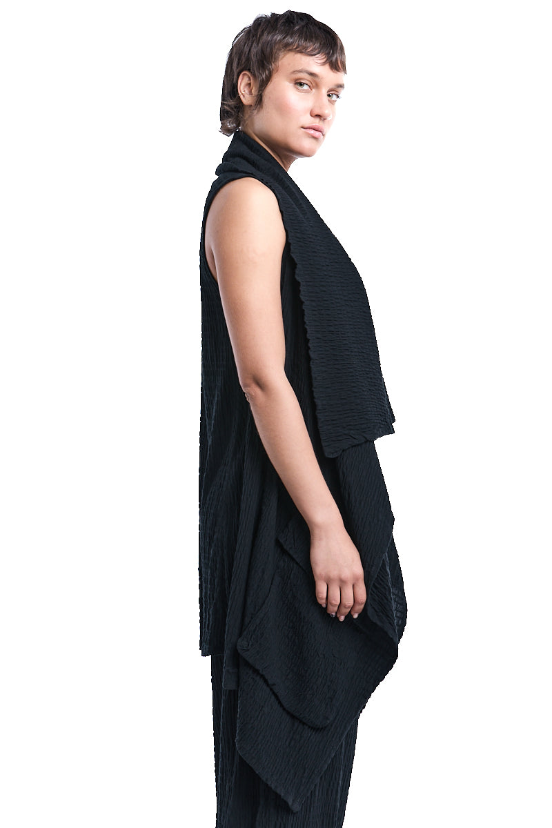BLACK CRINKLED SOFT GILET