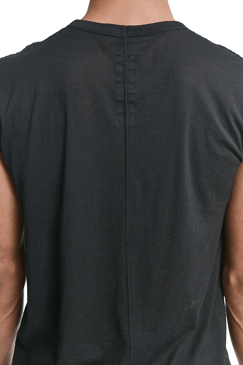 BLACK DYLAN TEE