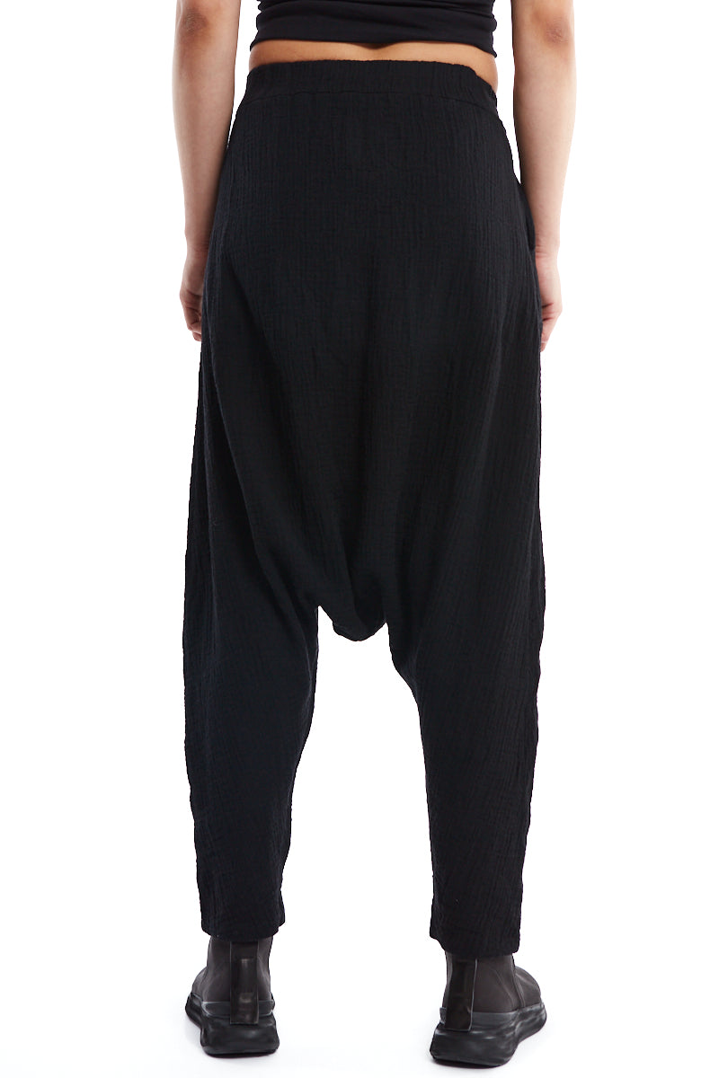 BLACK TEXTURED LOW CROTCH PANTS