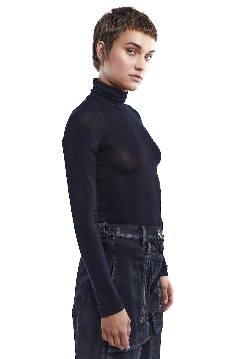 CASHMERE BLEND TURTLENECK TOP