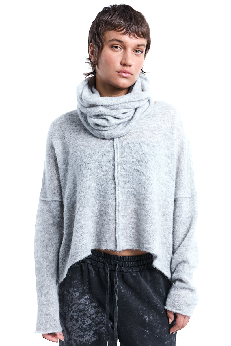 PEARL JUMPER WITH REMOVABLE SNOOD