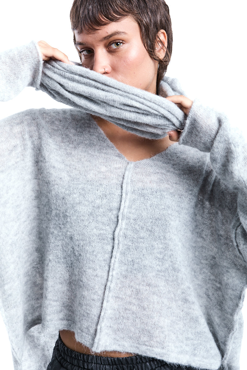 PEARL JUMPER WITH REMOVABLE SNOOD