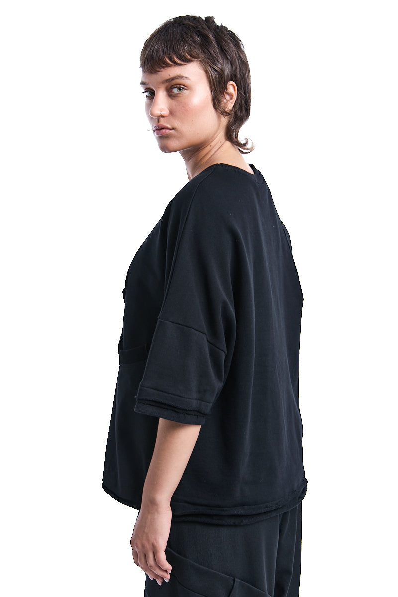 BLACK OVERSIZE TOP