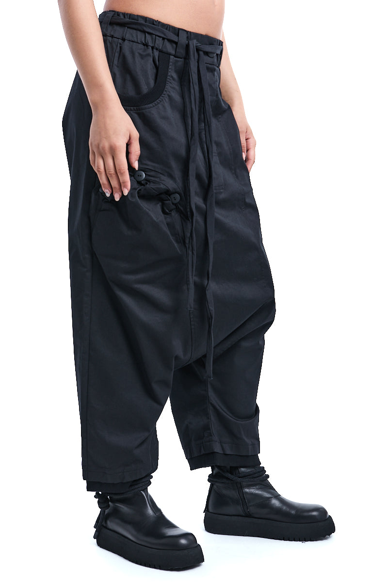 BLACK OVER DROPPED CROTCH PANTS