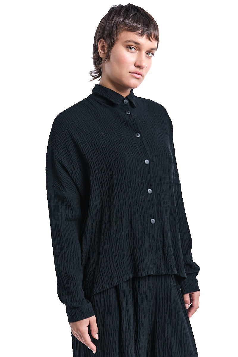 BLACK CRINKLED SOFT SHIRT