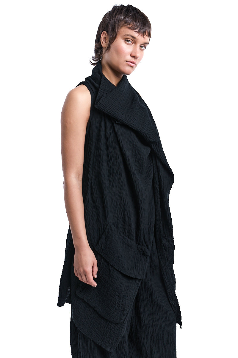 BLACK CRINKLED SOFT GILET